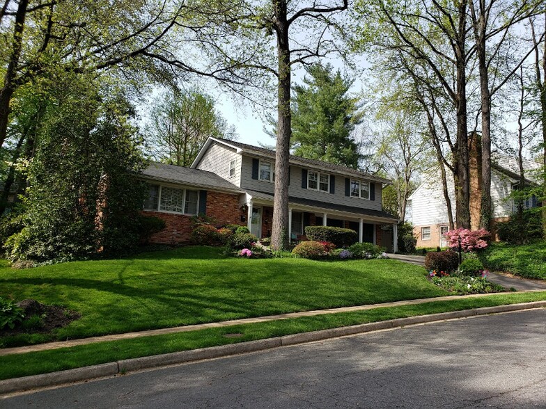 Building Photo - 8310 Chivalry Rd