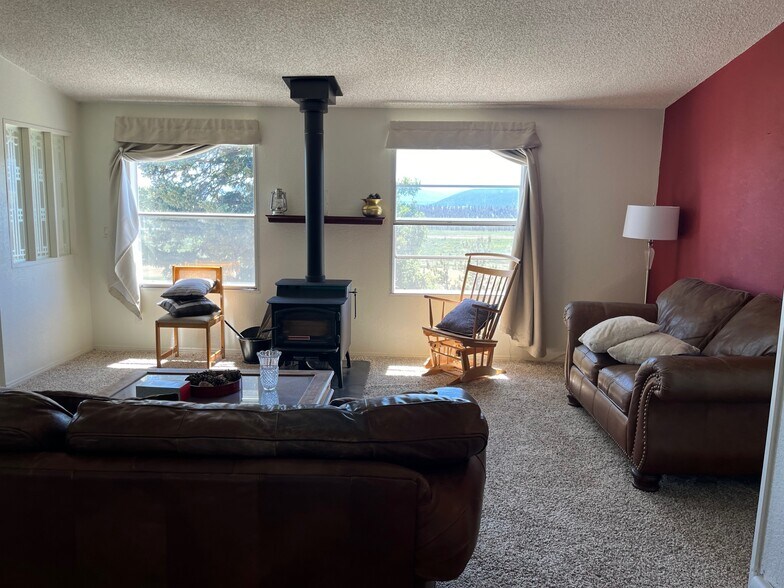 Building Photo - 763 Bonell Dr