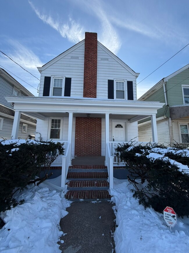 Building Photo - 1767 Hamilton Ave