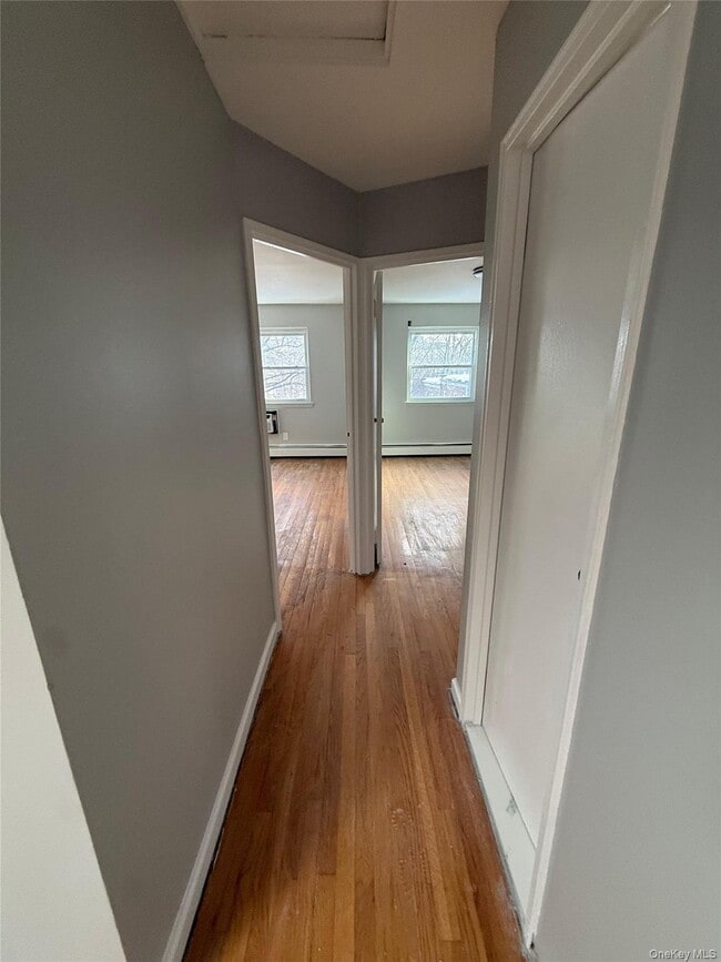 Building Photo - 5606 Riverdale Ave