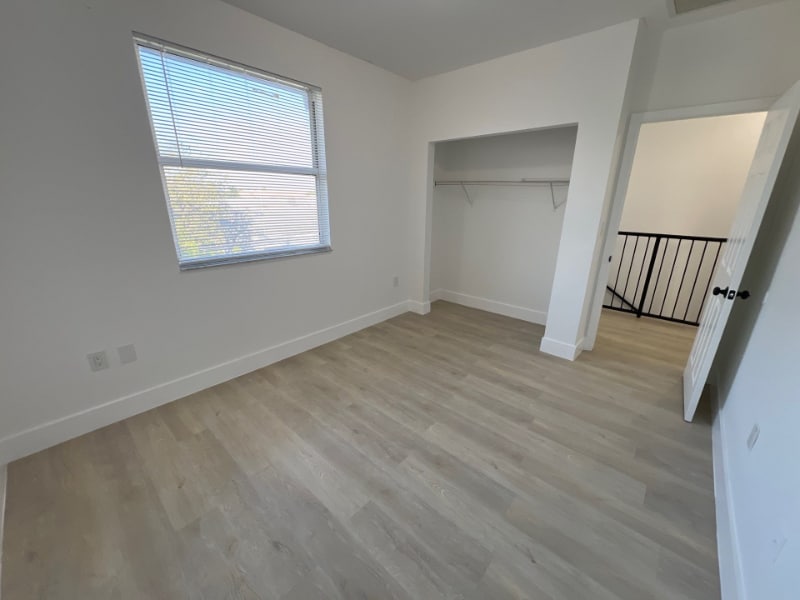 Building Photo - 720 NW 61st St