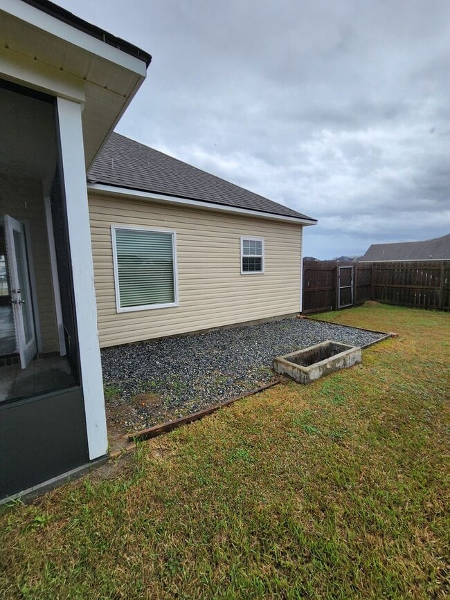 Building Photo - Stylish 3-Bedroom Home with Luxurious Features and Community Perks in Valdosta, GA