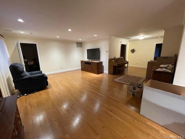 Building Photo - 183 Long Hill Dr