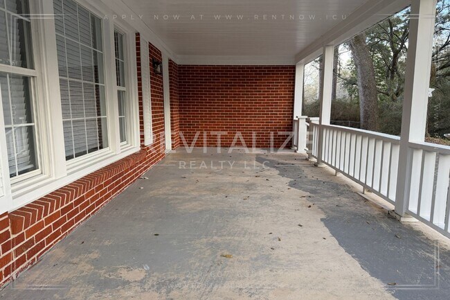 Building Photo - 5538 Gunn Rd