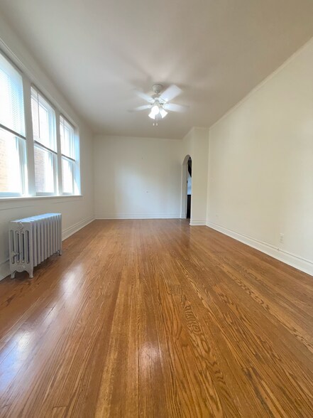 Building Photo - 2136 N Spaulding Ave