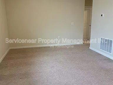 Building Photo - 905 Rivers Crossing St