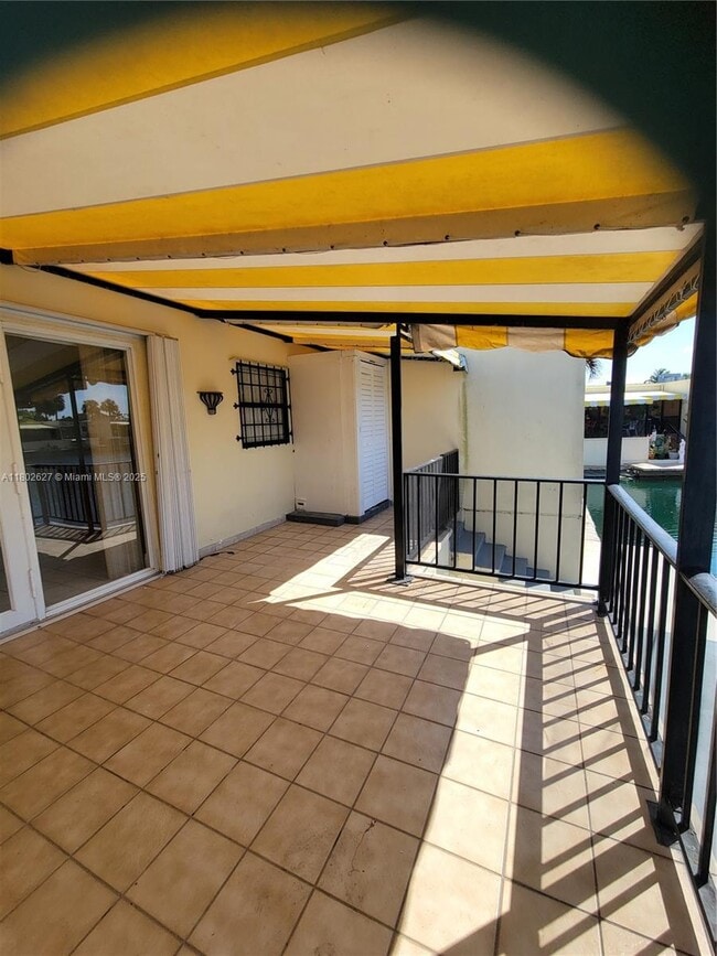 Building Photo - 15504 Sharpecroft Dr