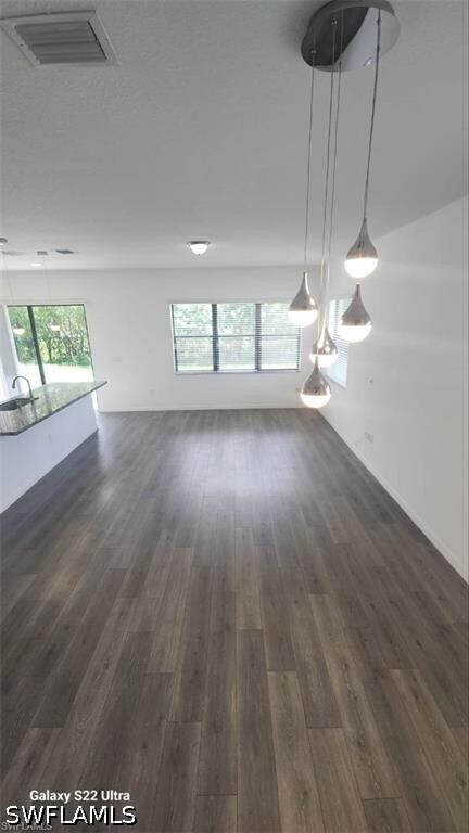 Building Photo - 9015 Madrid Cir