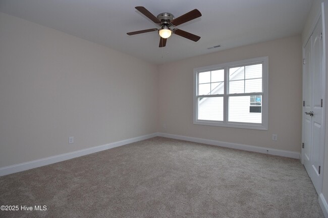 Building Photo - 640 Abigail Taylor Dr