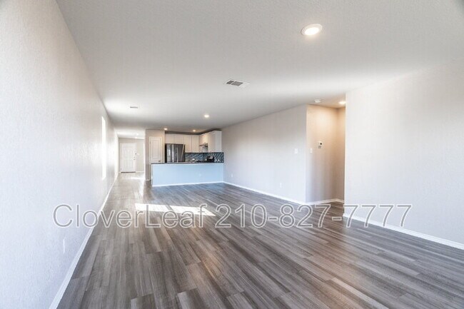 Building Photo - 302 Pradera Cove