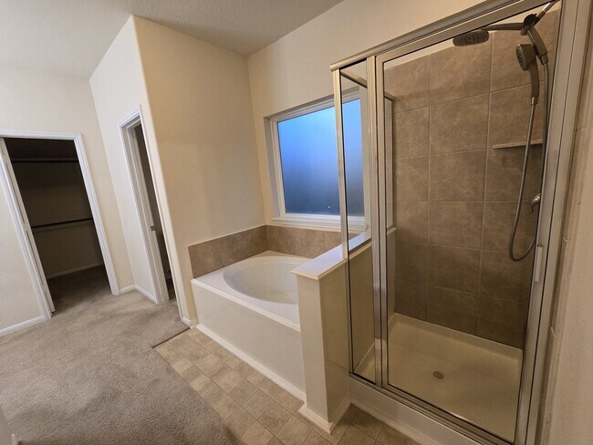 Building Photo - 4903 Hidden Nest Ct