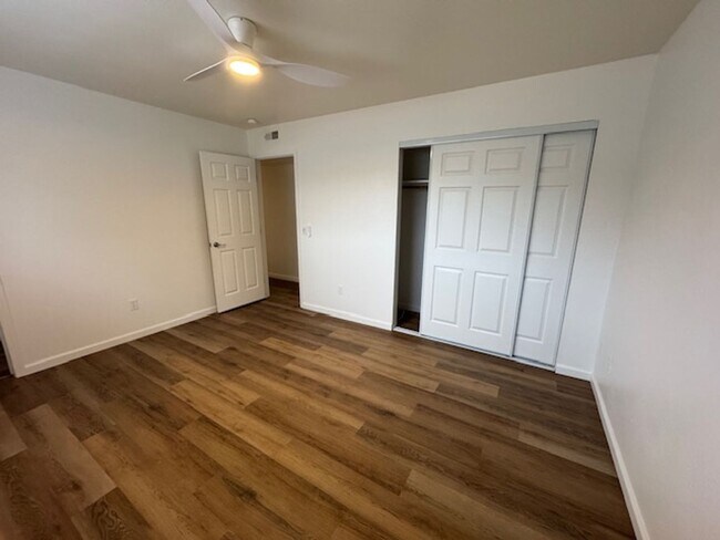 Building Photo - Beautiful 4 Bedroom House Available Now!