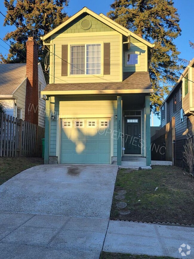 Building Photo - 3 Bed NE Pdx Home w/Gas Fireplace, Garage,...