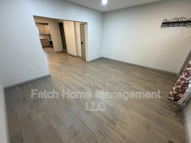 Building Photo - 34 N Lee St