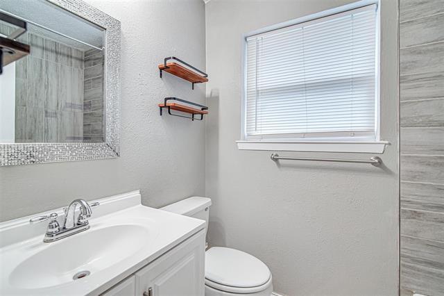 Building Photo - 524 Patterson Dr