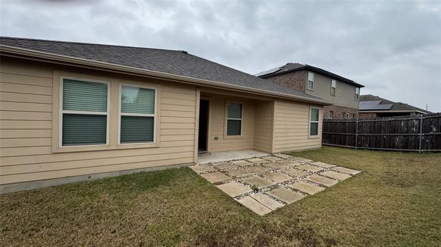 Building Photo - 1404 Chrome St