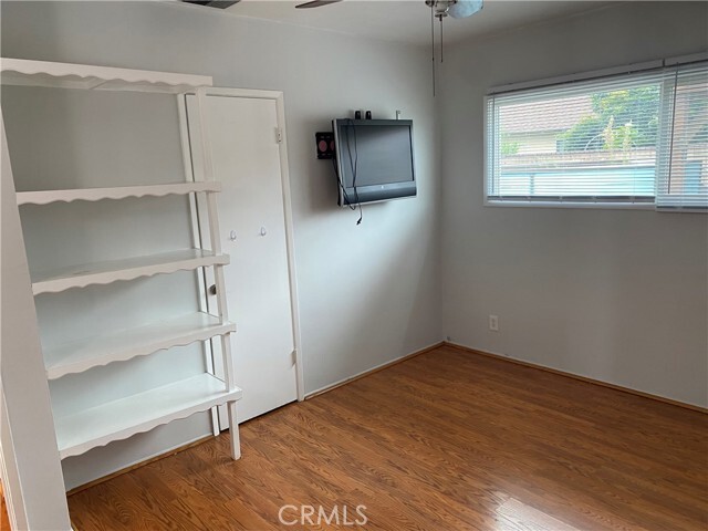 Building Photo - 264 Grandview Dr