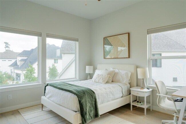 Building Photo - 96 Madrone Terrace Pl