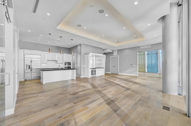 Building Photo - 3726 S Las Vegas Blvd