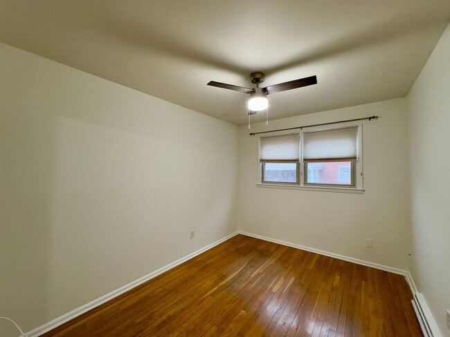 Building Photo - Charming Split-Level Interior 3 Bedroom/2 Bathroom Detached Home in Lutherville Timonium, MD!