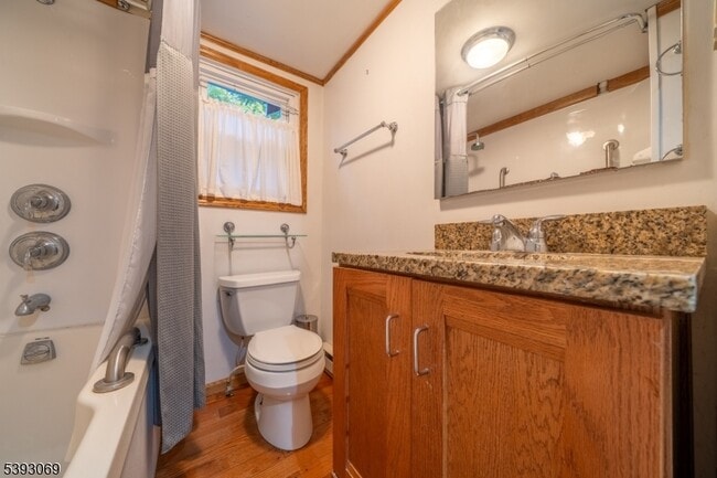 Building Photo - 215 Annisquam Rd