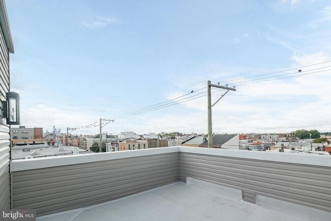 Building Photo - 3127 Richmond St