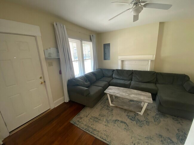 UNIT A - 407 Kentucky Ct