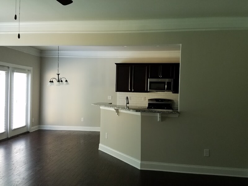 Building Photo - 3130 Cross Creek Dr