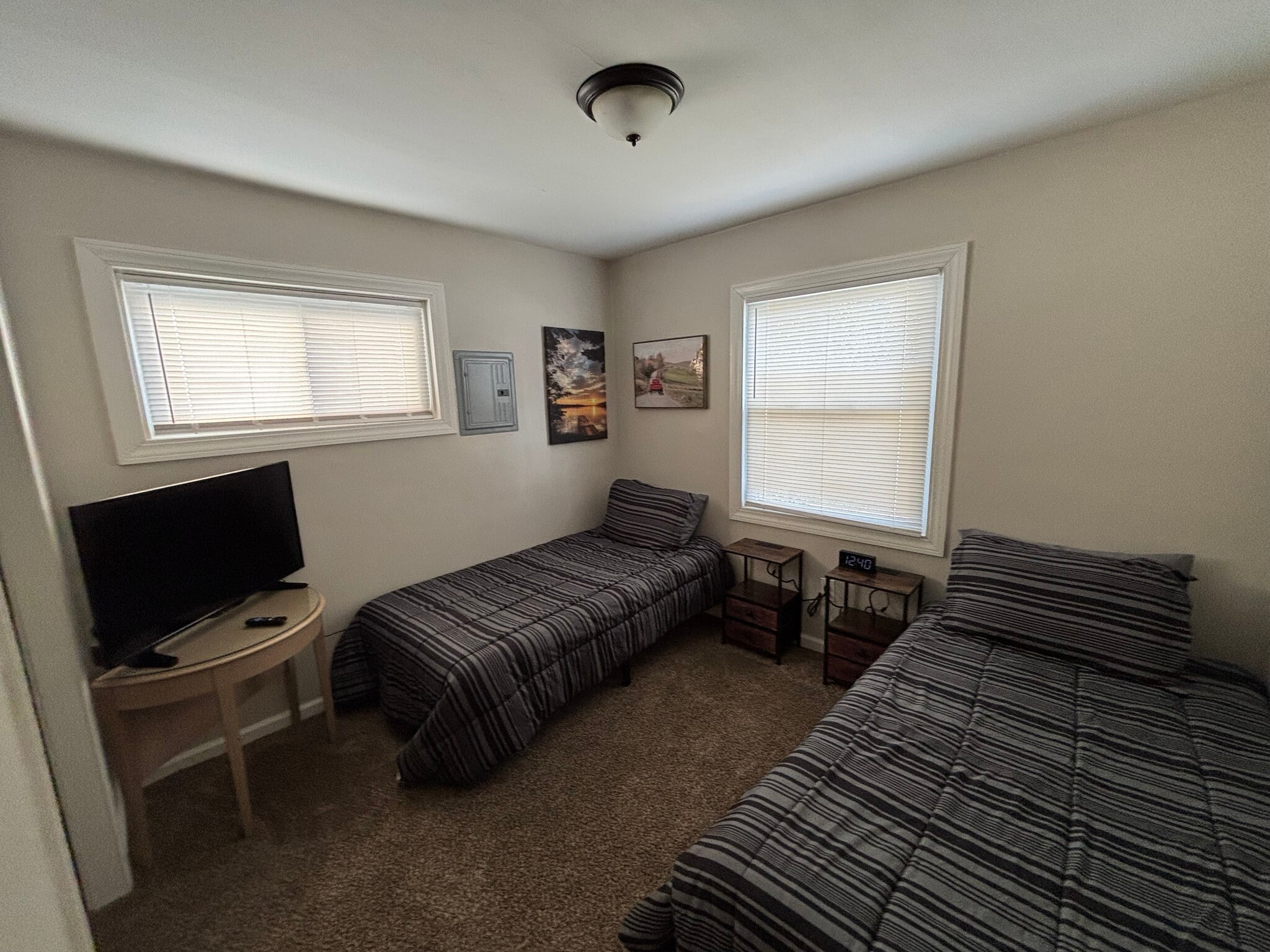 Building Photo - 4012 E 27th St