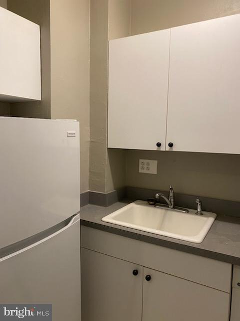 Building Photo - 2031 Locust St