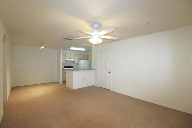 Building Photo - 8905 Manor Loop