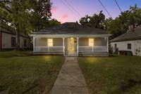 Building Photo - Totally Renovated 3bedroom/2 bathroom home...