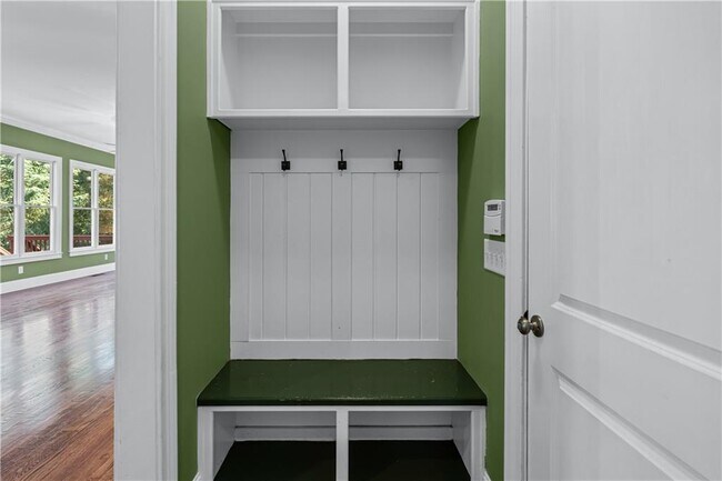 Building Photo - 1070 Windfaire Pl