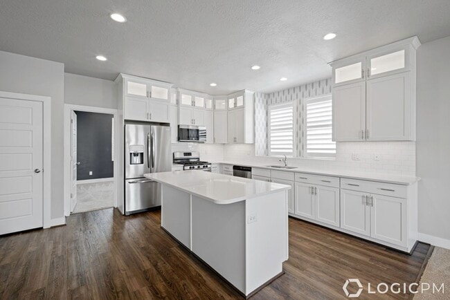 Building Photo - 7862 S 5440 W