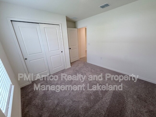 Building Photo - 5537 Crk Hvn Wy
