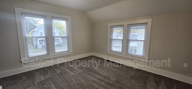 Building Photo - 611 1/2 Prospect Ave