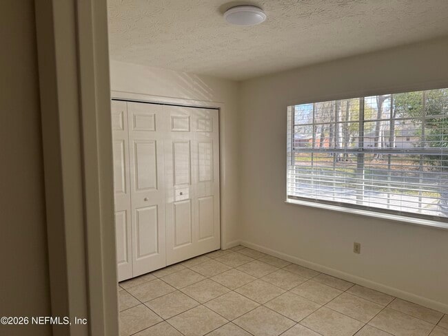 Building Photo - 1011B W Pratt St