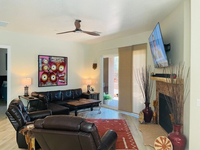 Building Photo - 3835 Portofino Wy