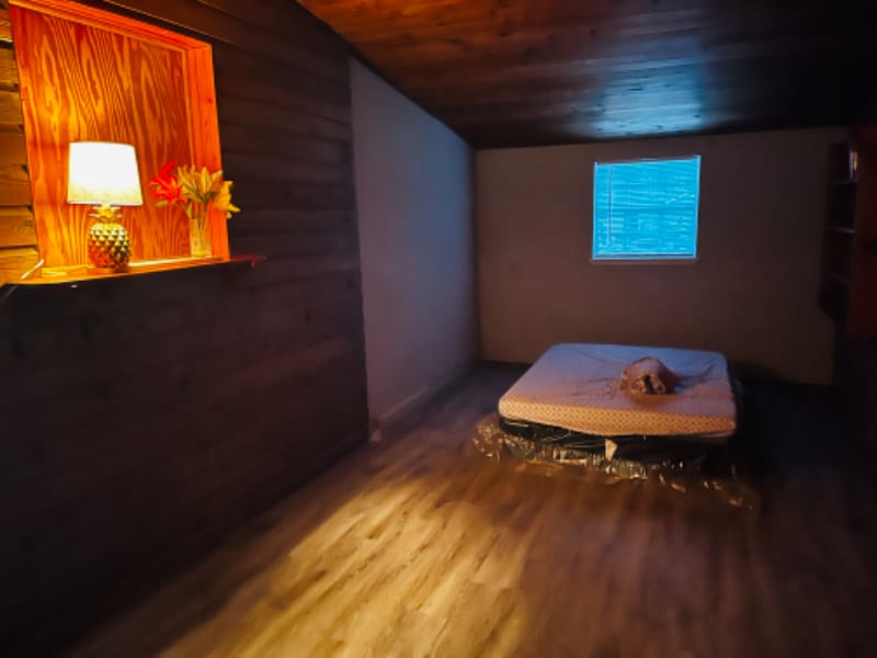 Building Photo - 4212 Lane Ave S