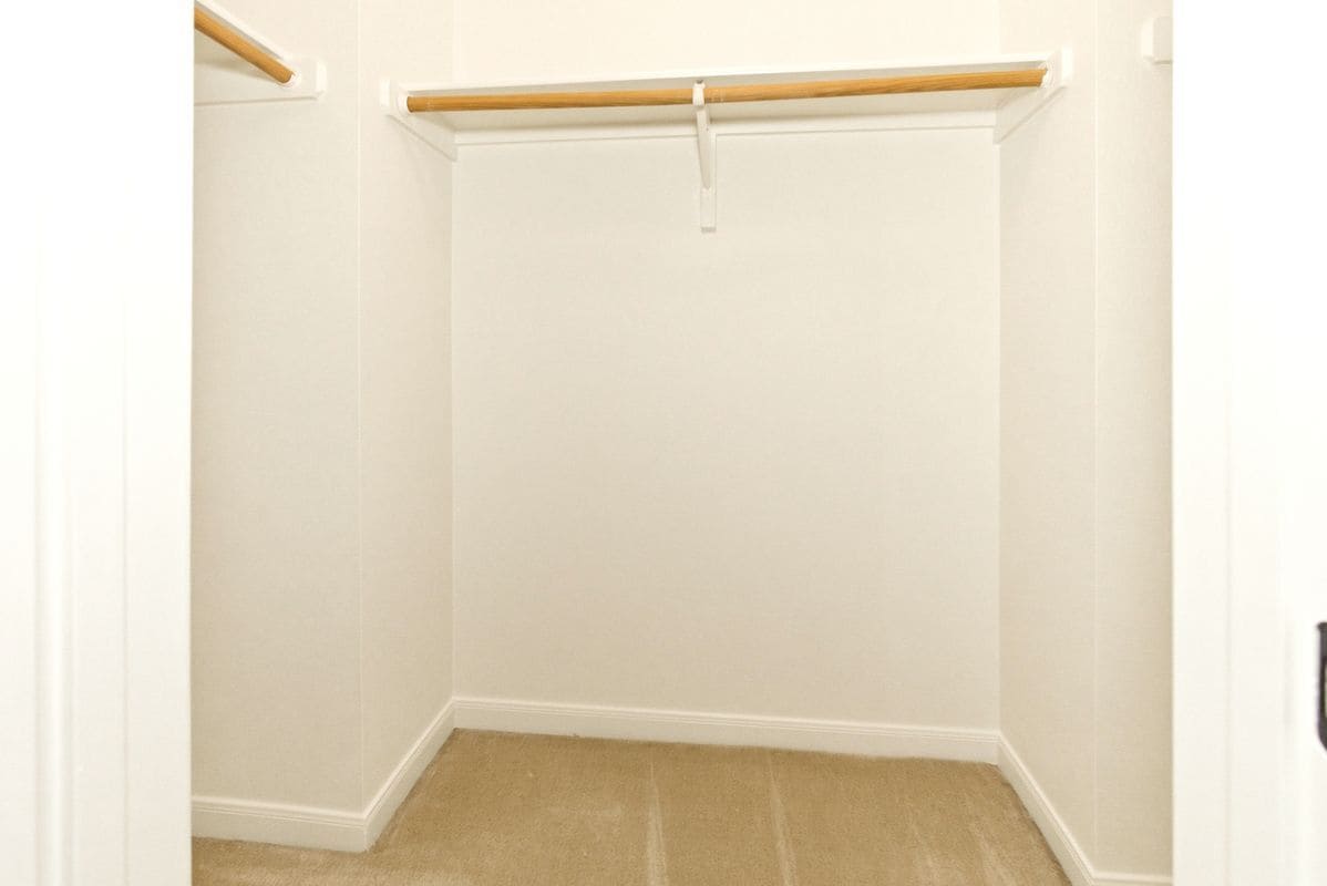 Building Photo - 119 Baythorne