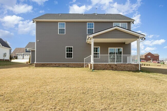 Building Photo - 4003 Bluebell Ln