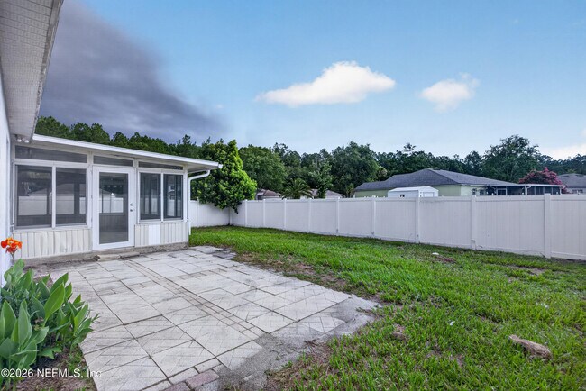 Building Photo - 1845 Saga Ct