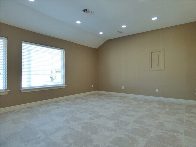 Building Photo - 4832 FM 2218 Rd