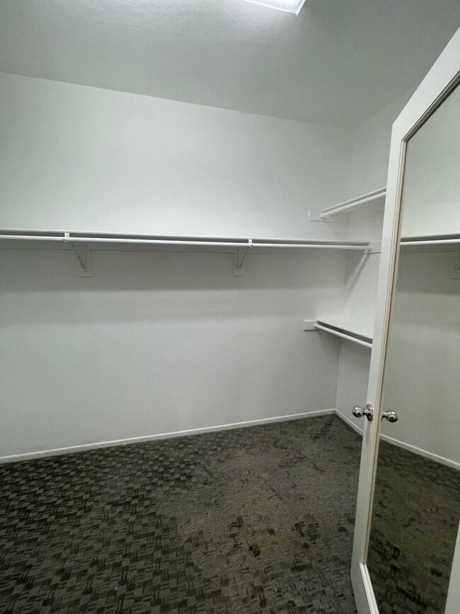 Building Photo - 1122 Oro Ridge