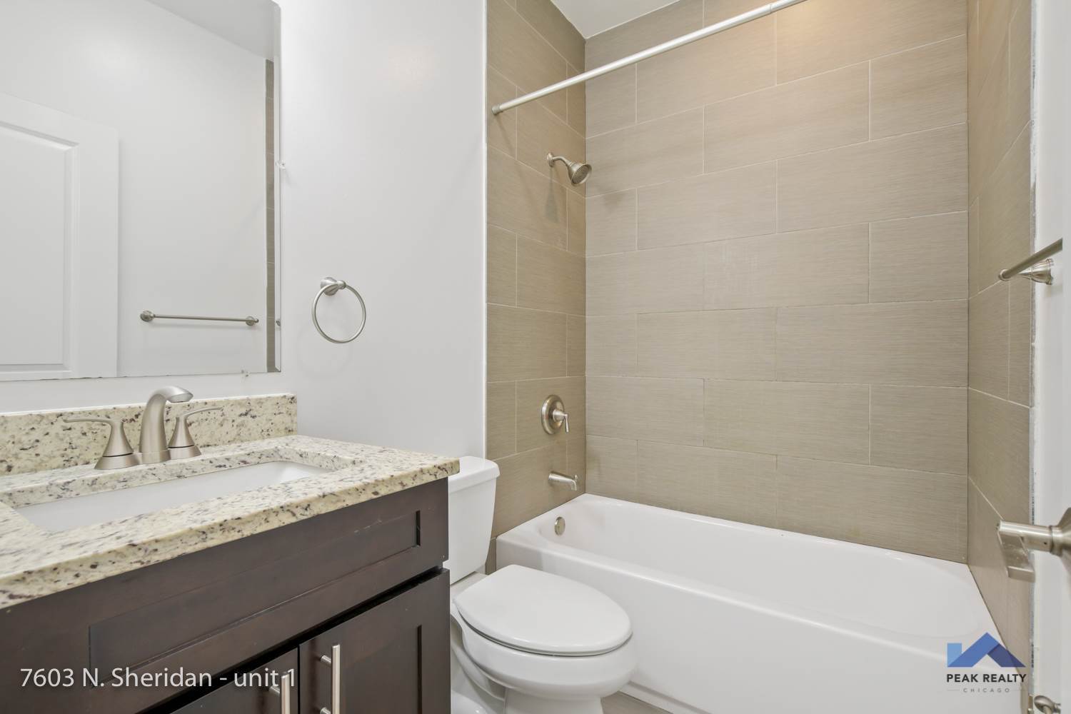 Building Photo - 1346 W Howard St