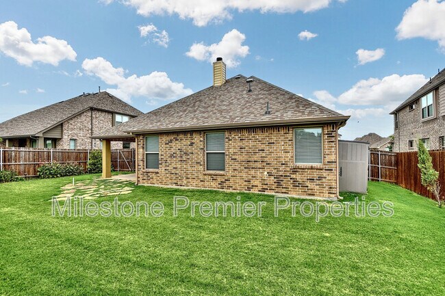 Building Photo - 520 Endicott Dr