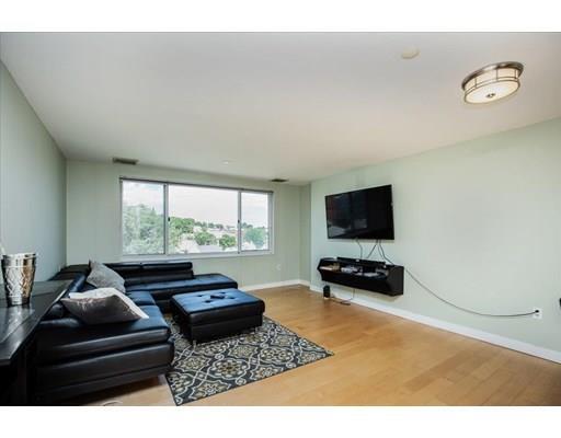 Building Photo - 30 Chelsea St