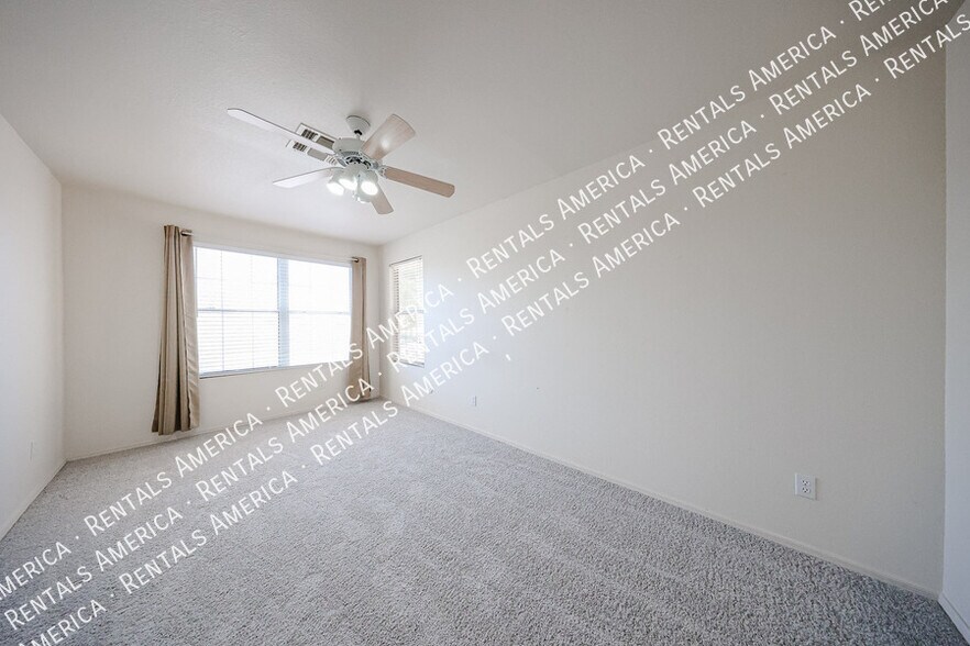 Building Photo - 1711 S 97th St