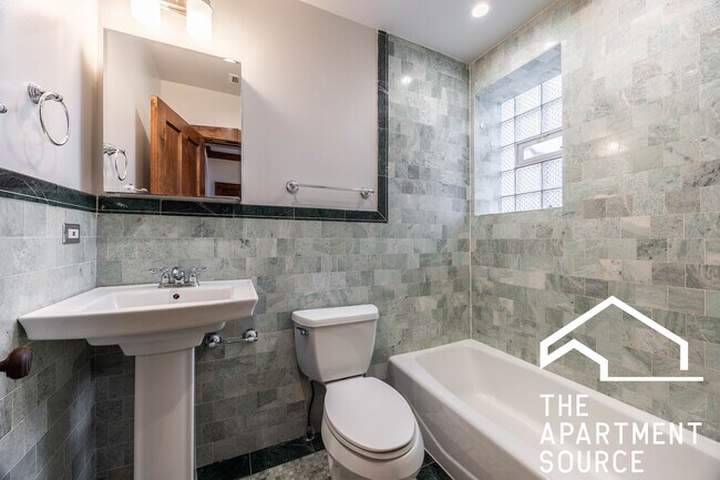 Building Photo - 4305 N Richmond St