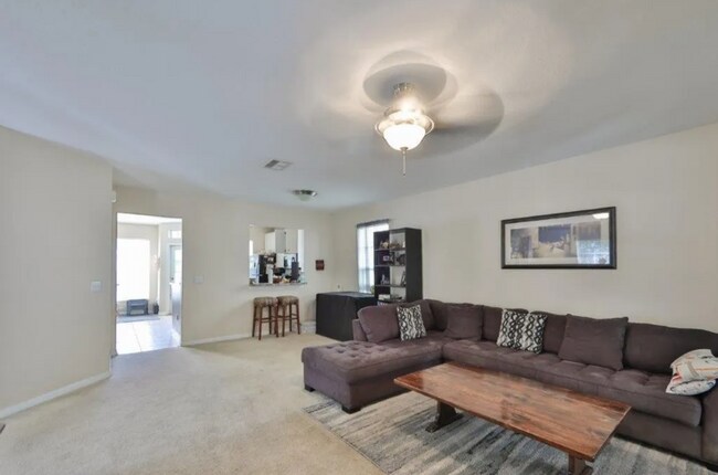 Building Photo - 16221 Bridgewalk Dr